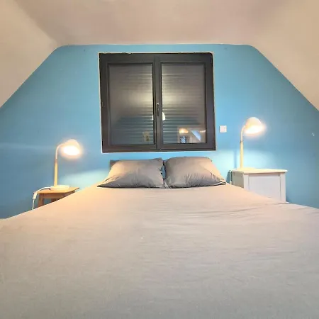 Villa Brique Et Silex Terrasse Jardin Parking *