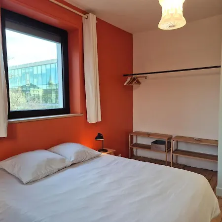 Brique Et Silex Terrasse Jardin Parking Rouen