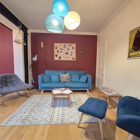 Villa Brique Et Silex Terrasse Jardin Parking *